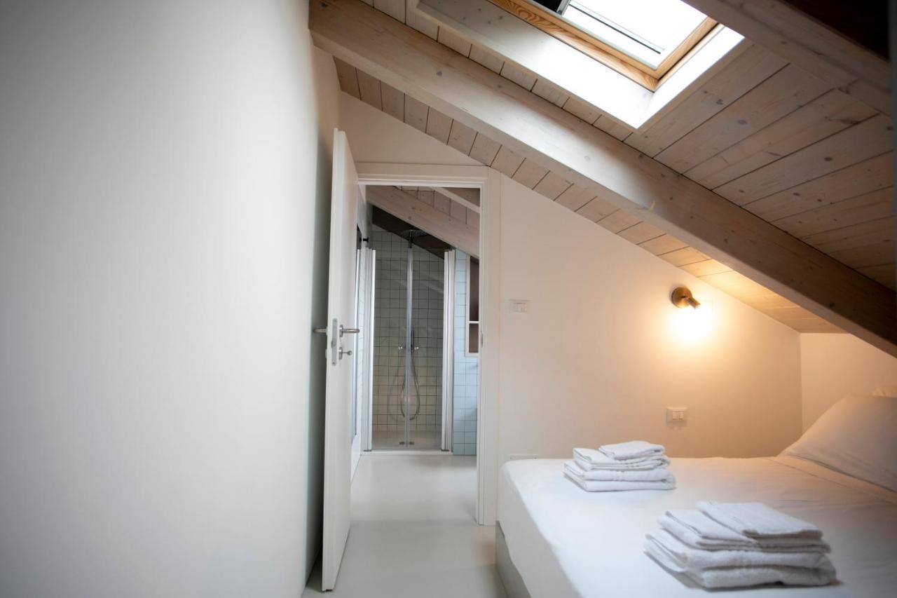 Cibrario Cit Apartment_Square トリノ エクステリア 写真